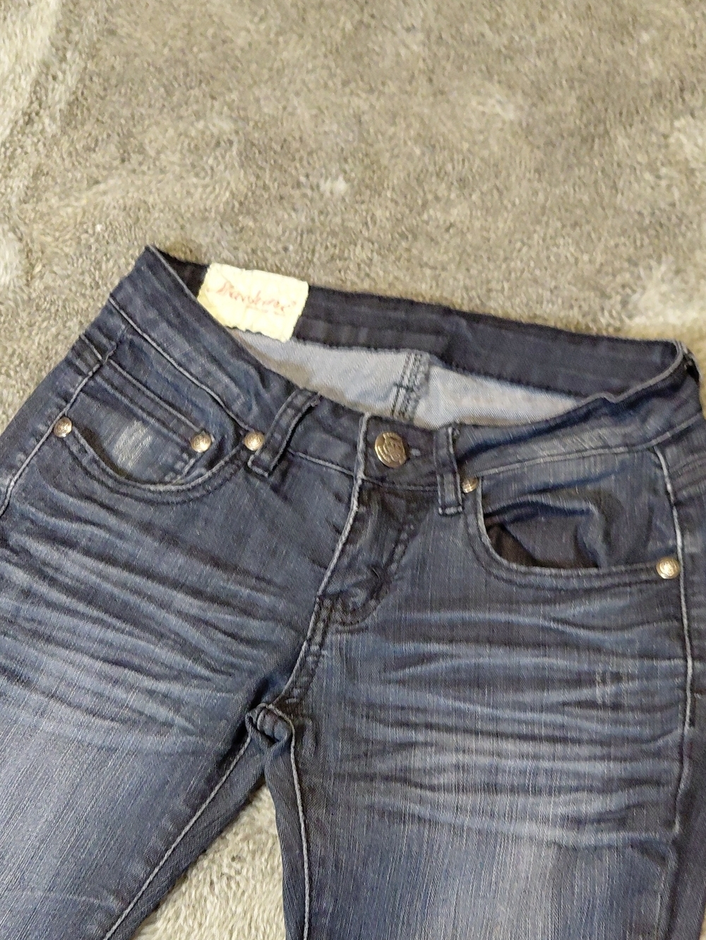 "MACHINE" Jeans - Picture 9 of 10